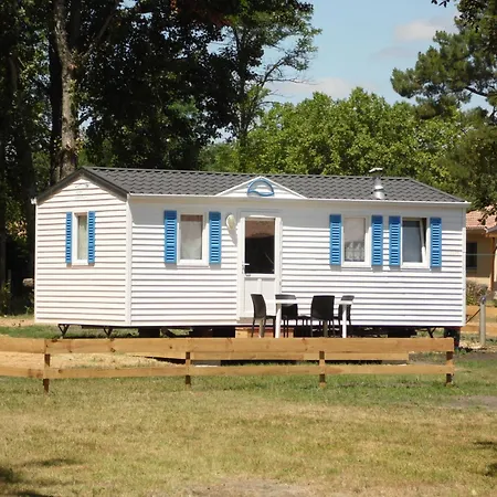 Mobil-home Au Coeur Du Poney-club * Hostens